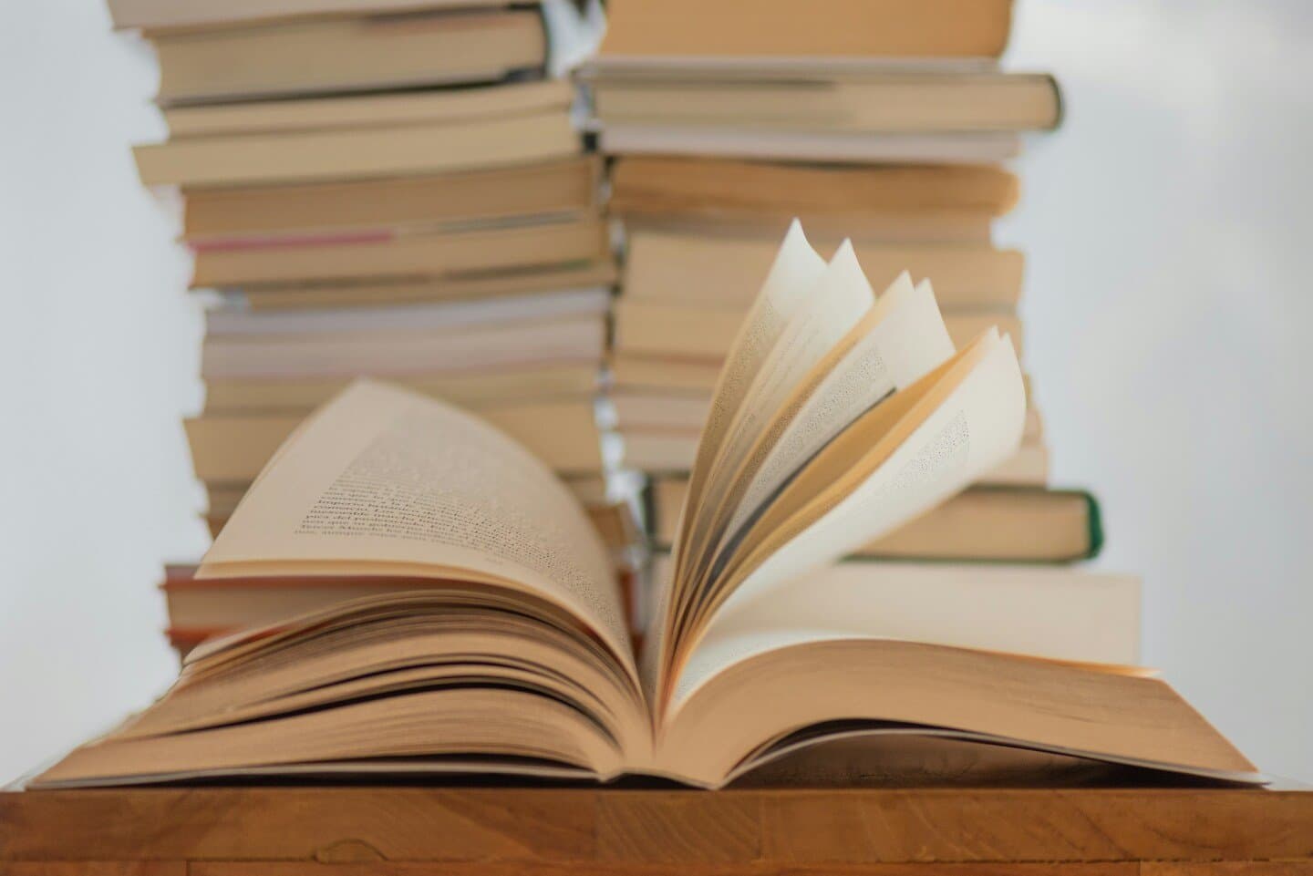 Bookshelf in Motion
