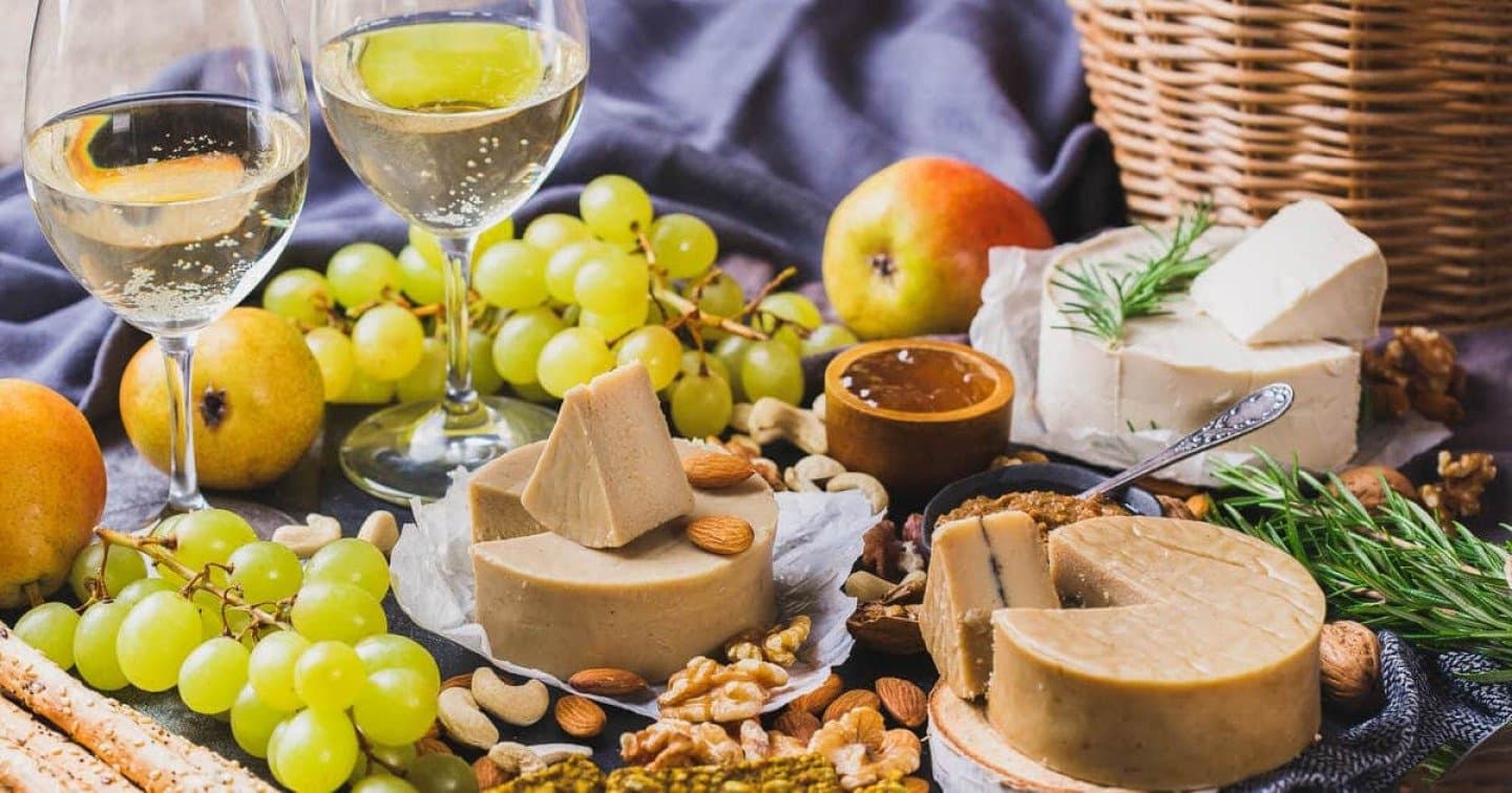 Vegan's Guide to Plant-Based Cheese Pairings