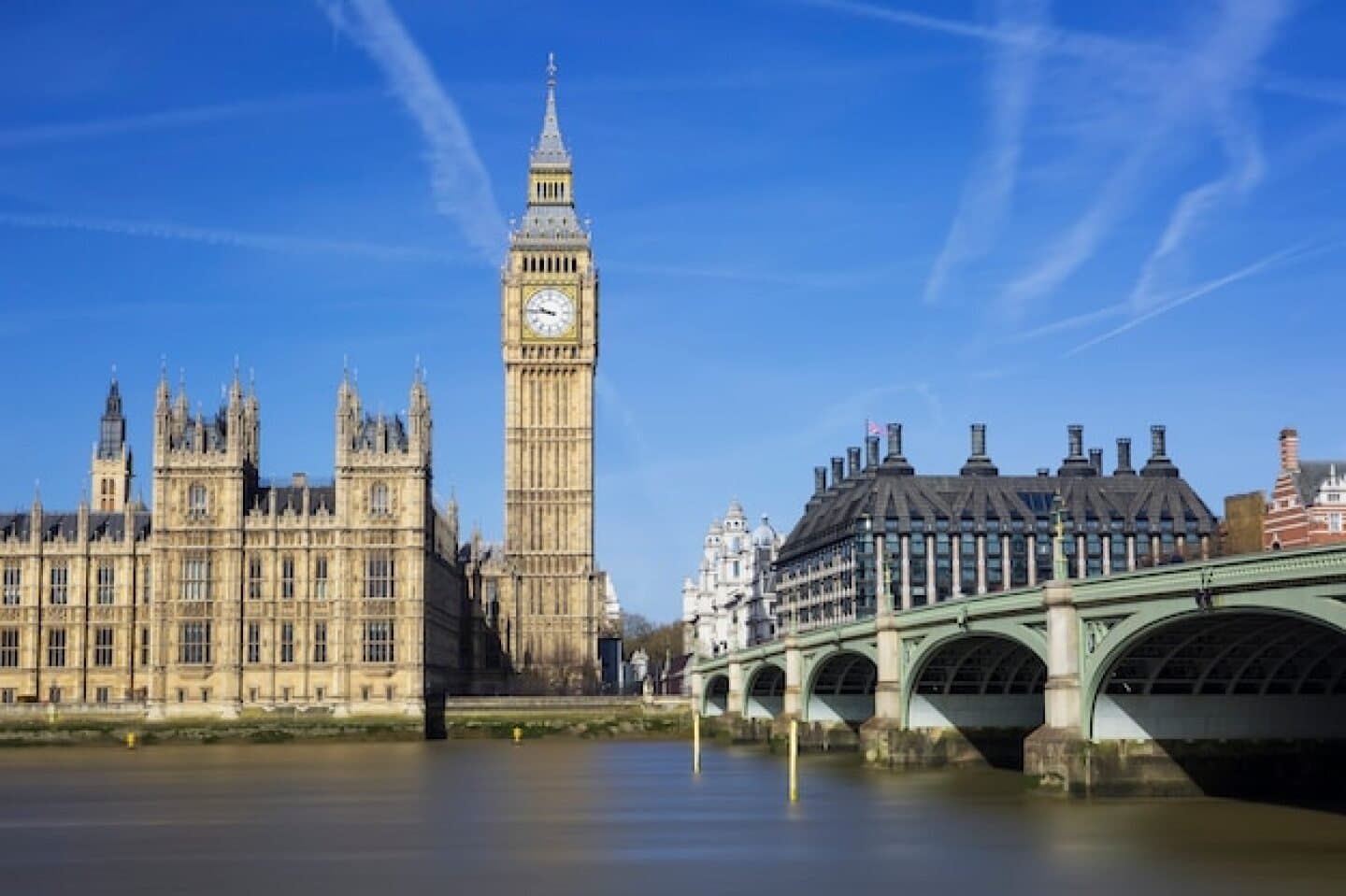 24 Hours in London