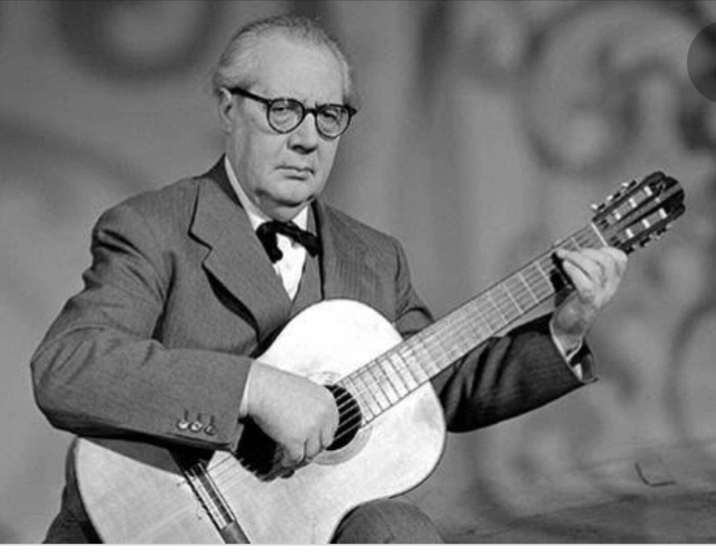 Best Guitarists in the world