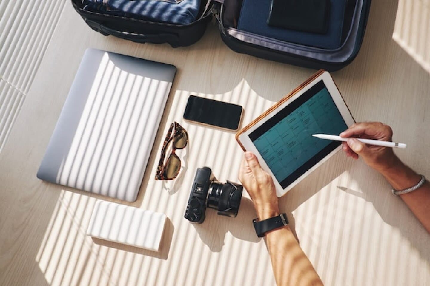 Gadgets for Tech-Savvy Travelers