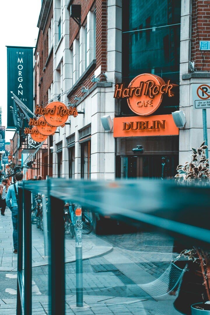 Live music spots