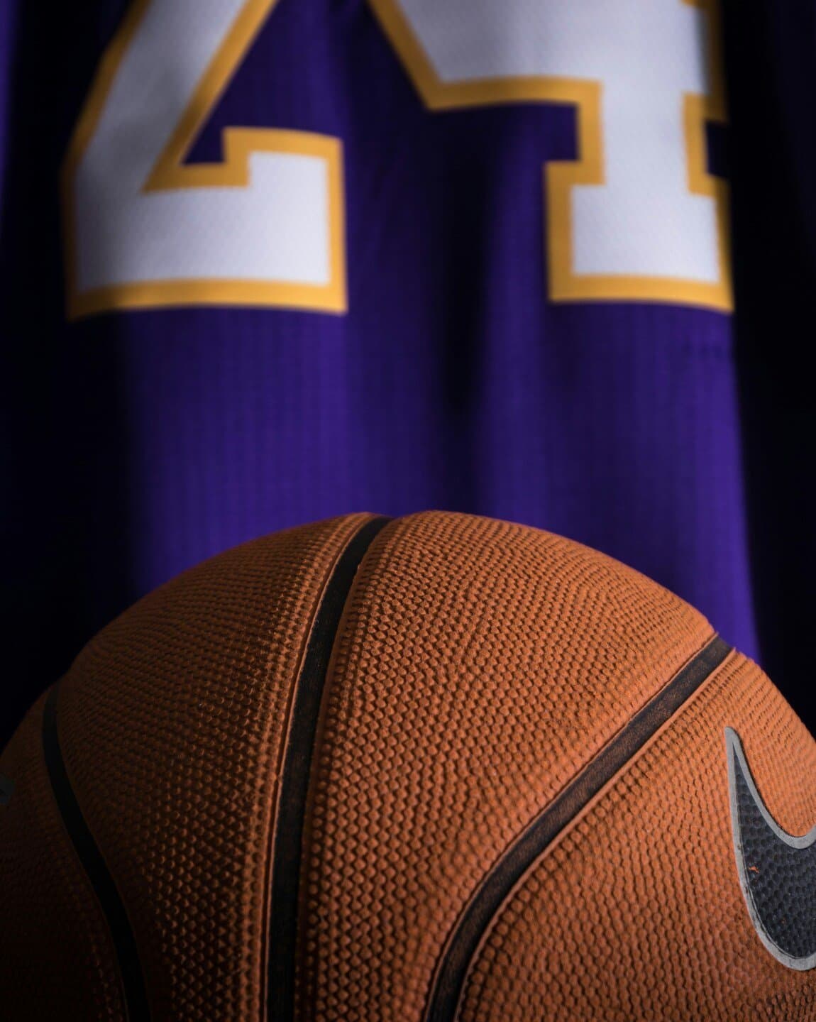 Lakers vs Warriors spots in Dublin