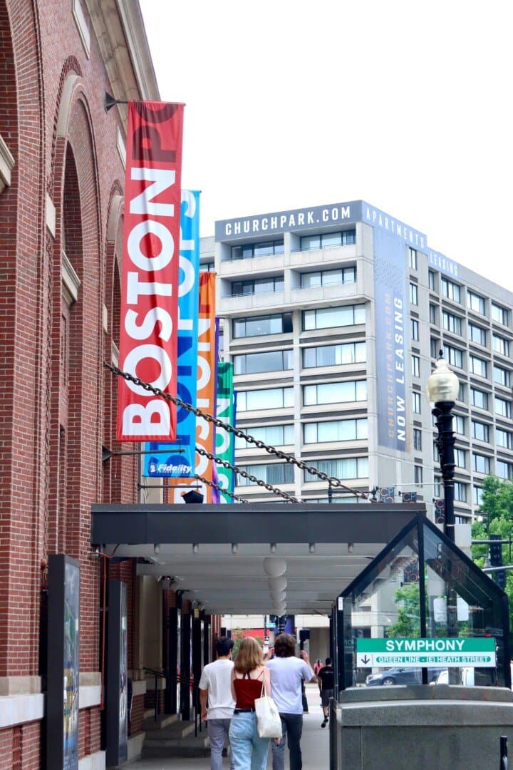 10 Boston Art Galleries I Actually Spend My Weekends In