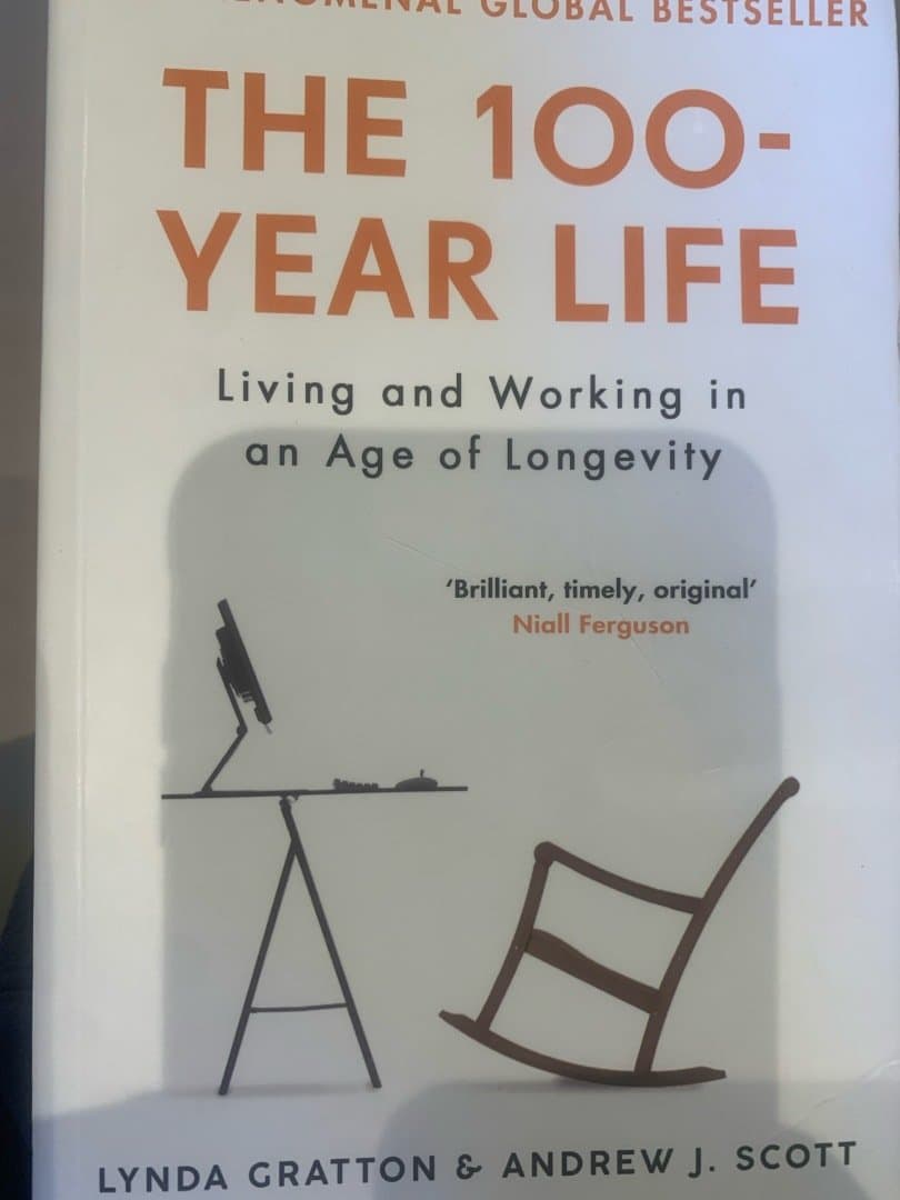 The 100-Year Life - Linda Gratton & Andrew Scott, image 1 of 1
