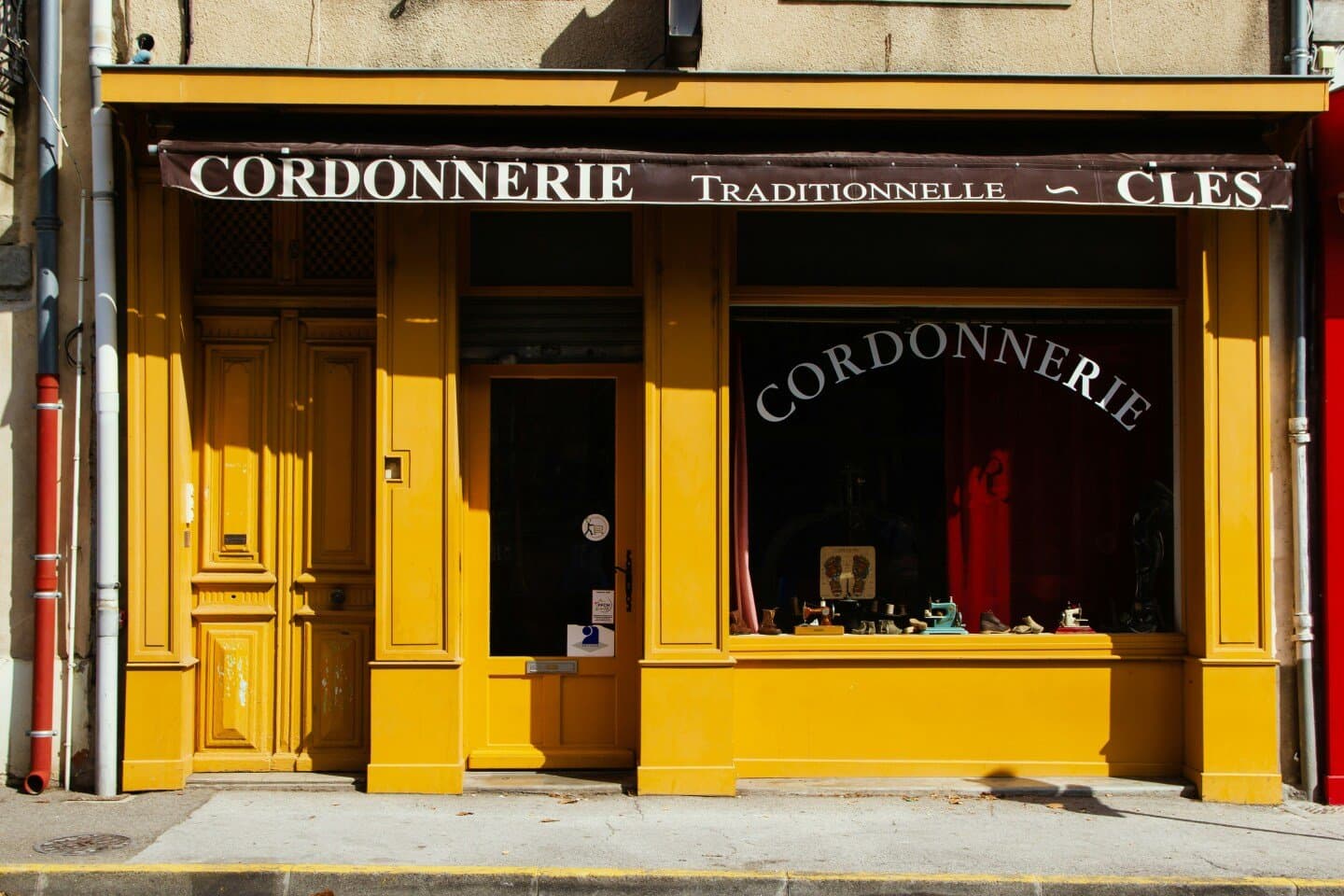 L'Entrecôte Couronnée, image 1 of 1