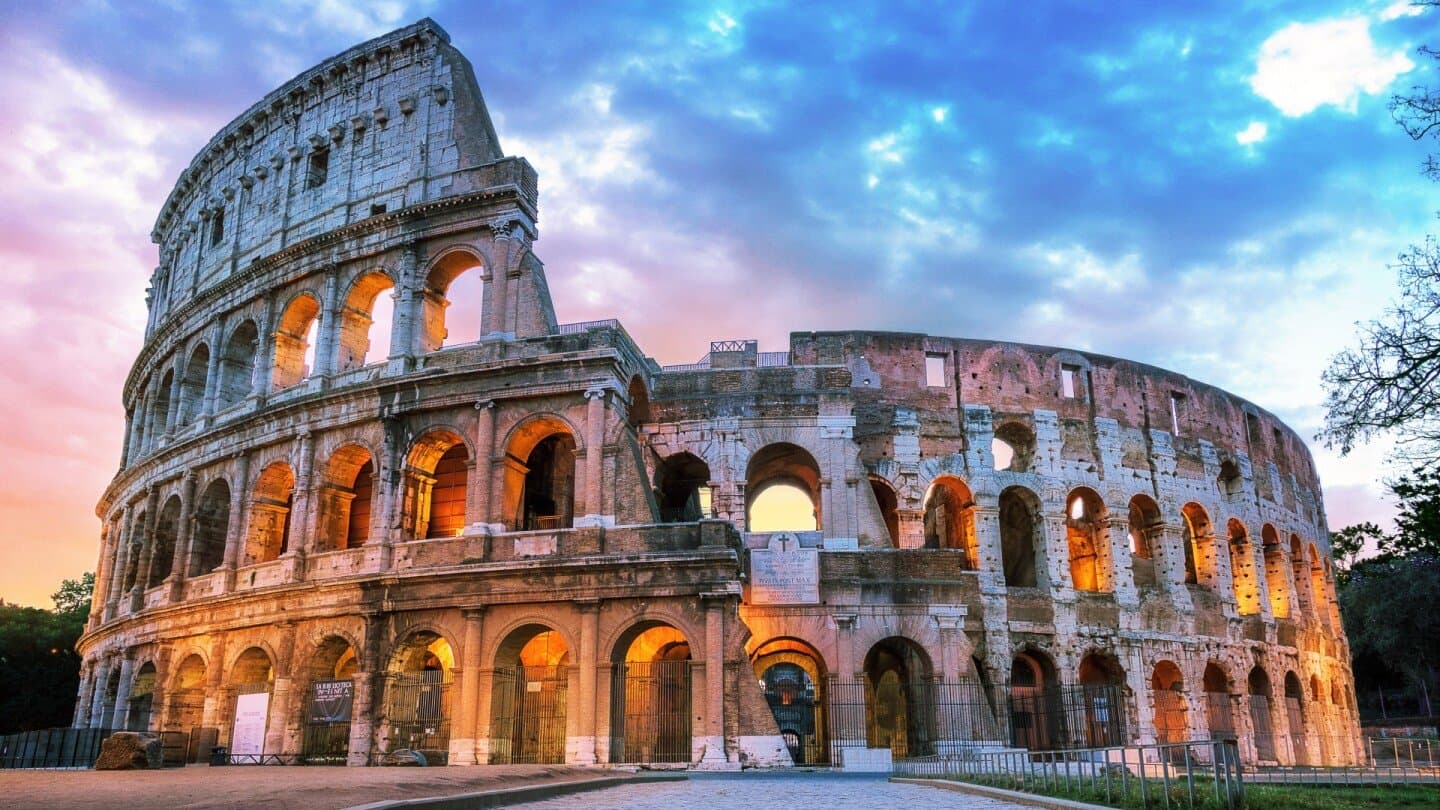 Early Morning Visit to the Colosseum, image 1 of 1