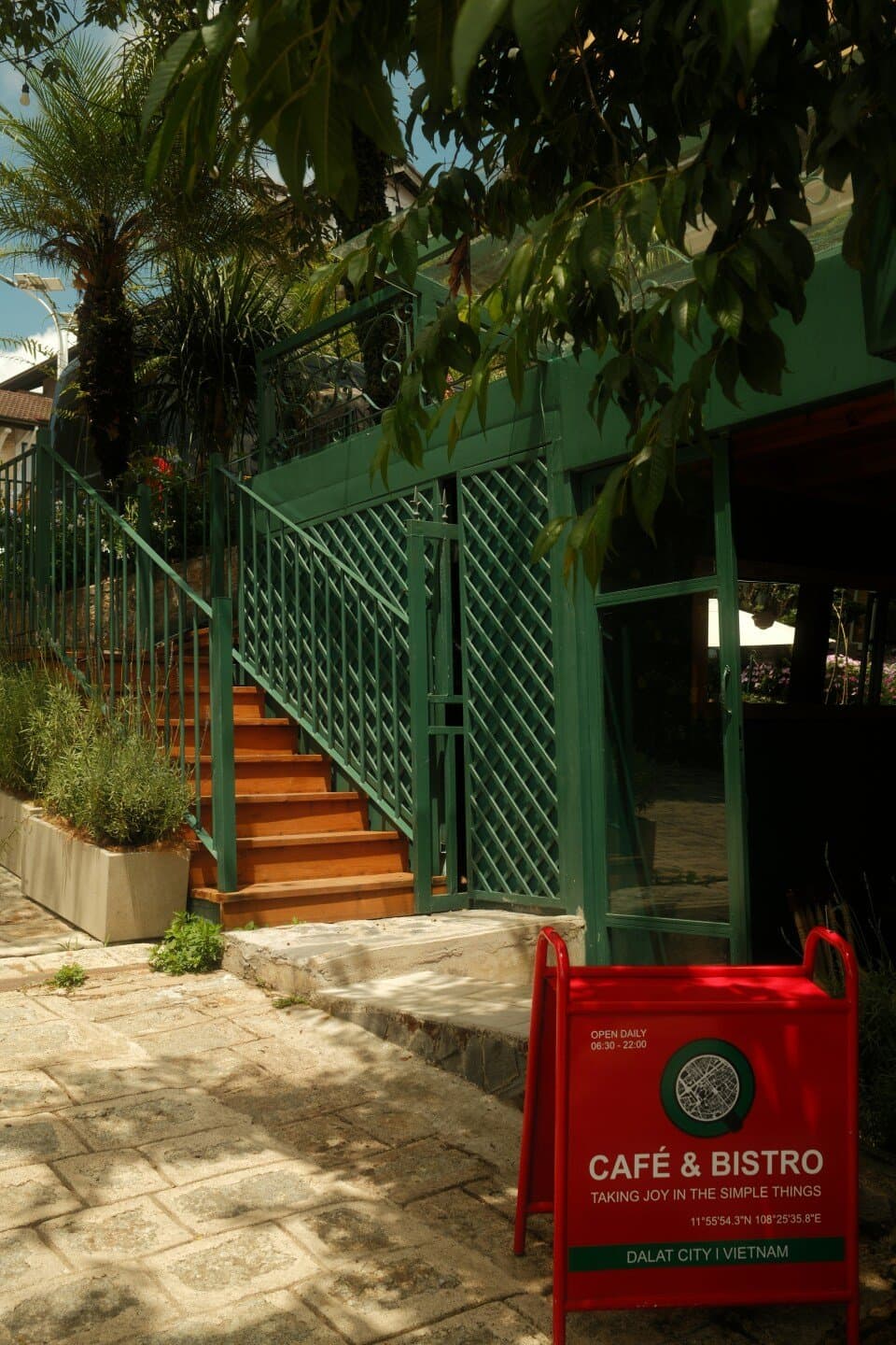 Café Kairo, image 1 of 1