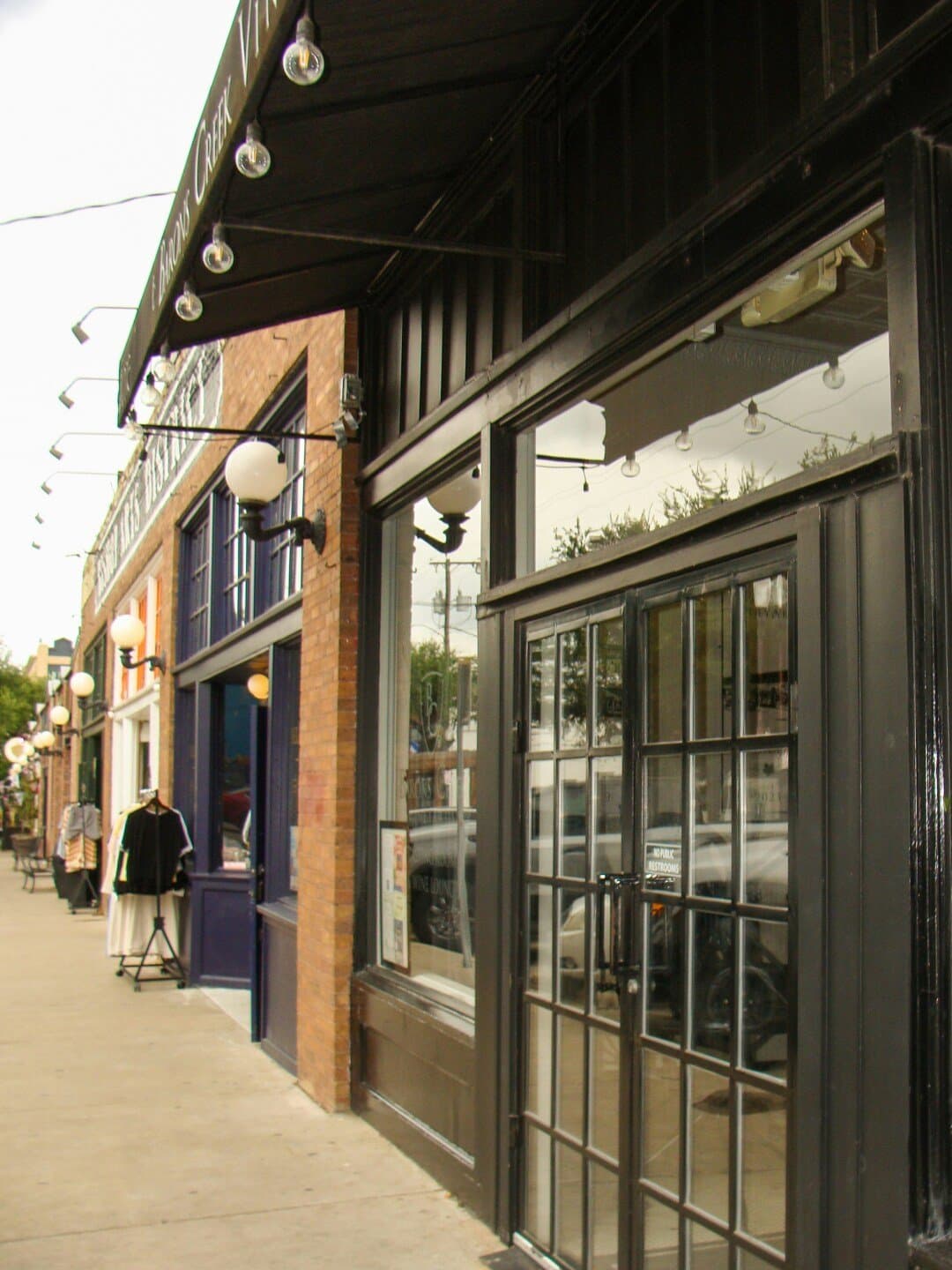 Output Lounge & Sports Bar (Wrigleyville), image 1 of 1