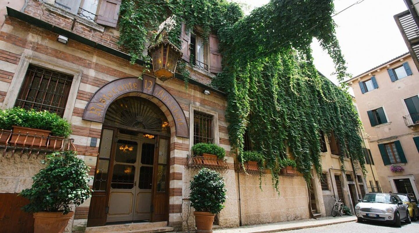 Casa Perbellini 12 Apostoli, image 1 of 1