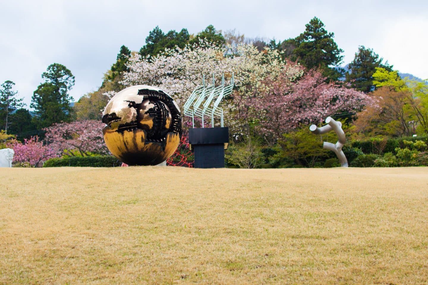 Hakone Open Air, image 1 of 1