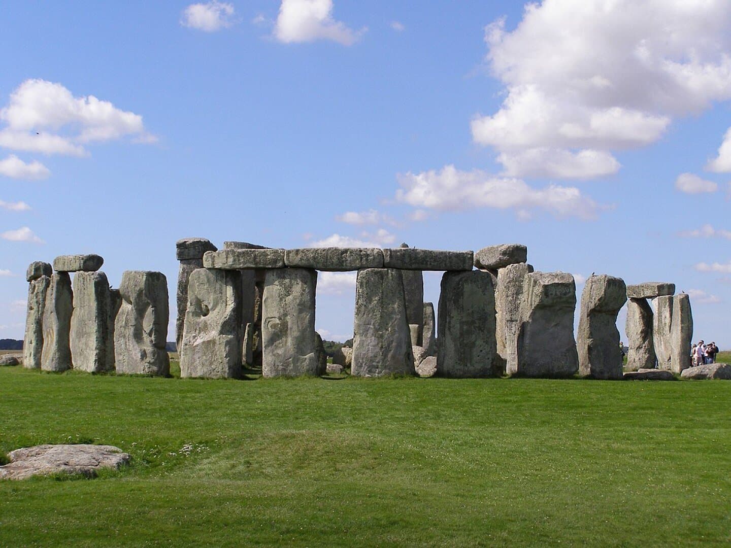 Stonehenge, image 1 of 1