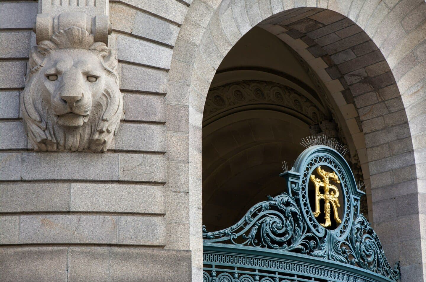 Royal Exchange, image 1 of 1