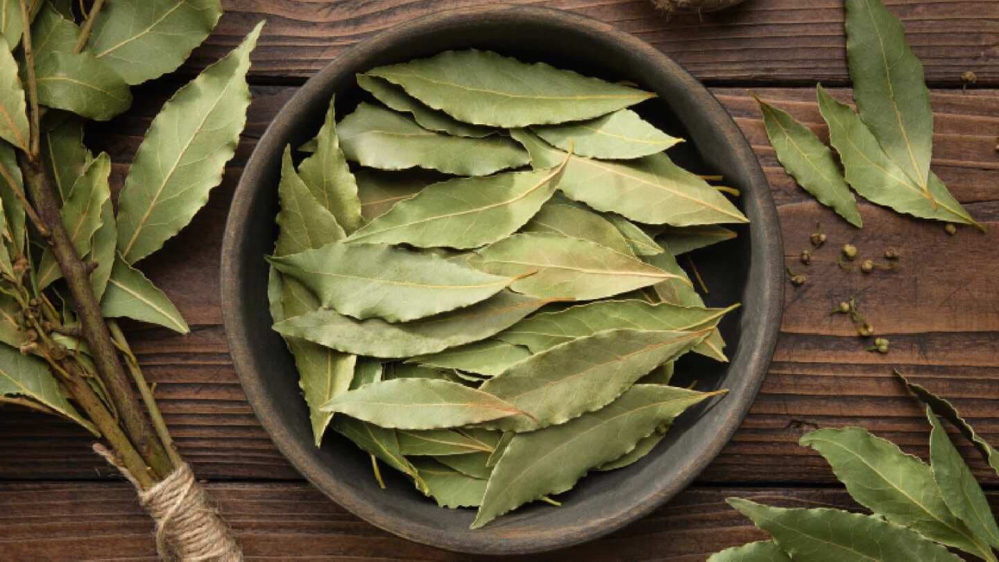 Bay Leaves, image 1 of 1