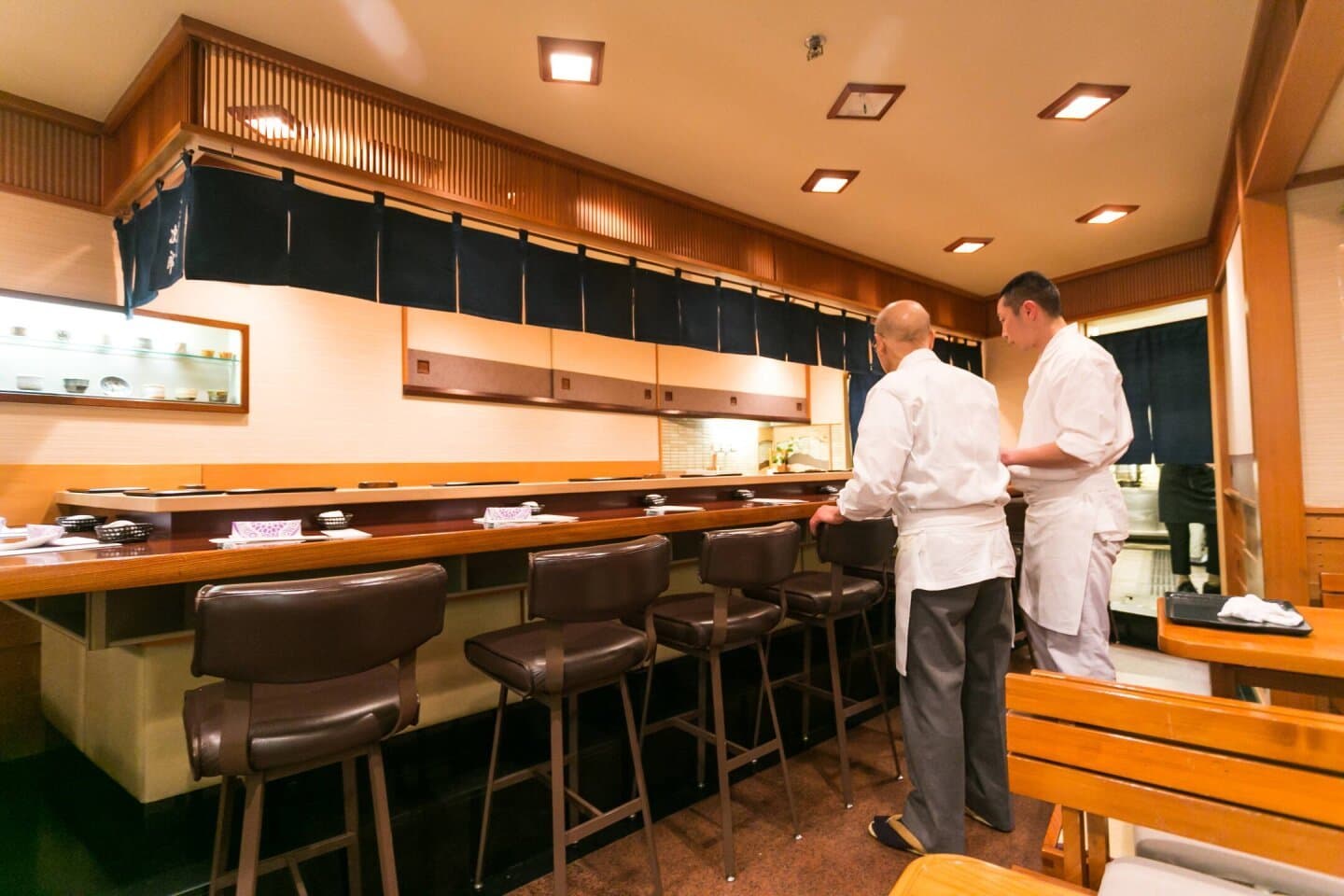 Sukiyabashi Jiro, image 1 of 1