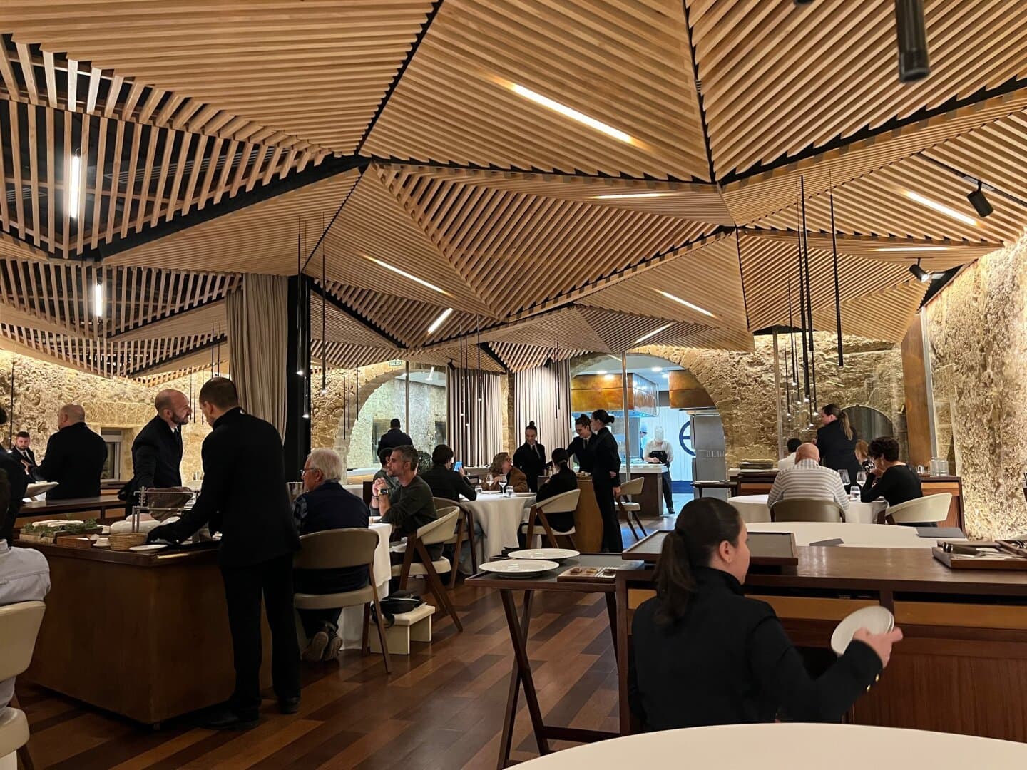 Aponiente, image 1 of 1