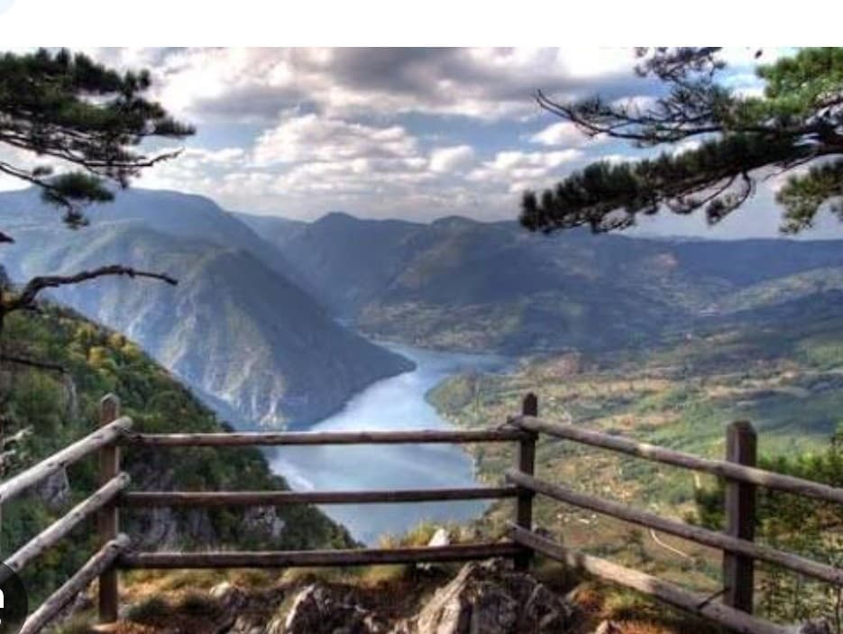 Banjska Rock Viewpoint, image 1 of 1