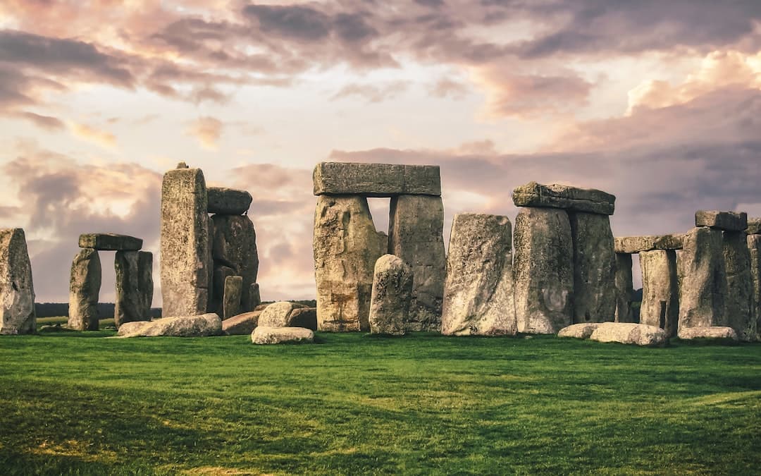 Stonehenge, image 1 of 1