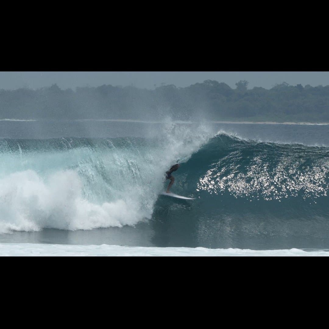 Thunders - Mentawai, image 1 of 1