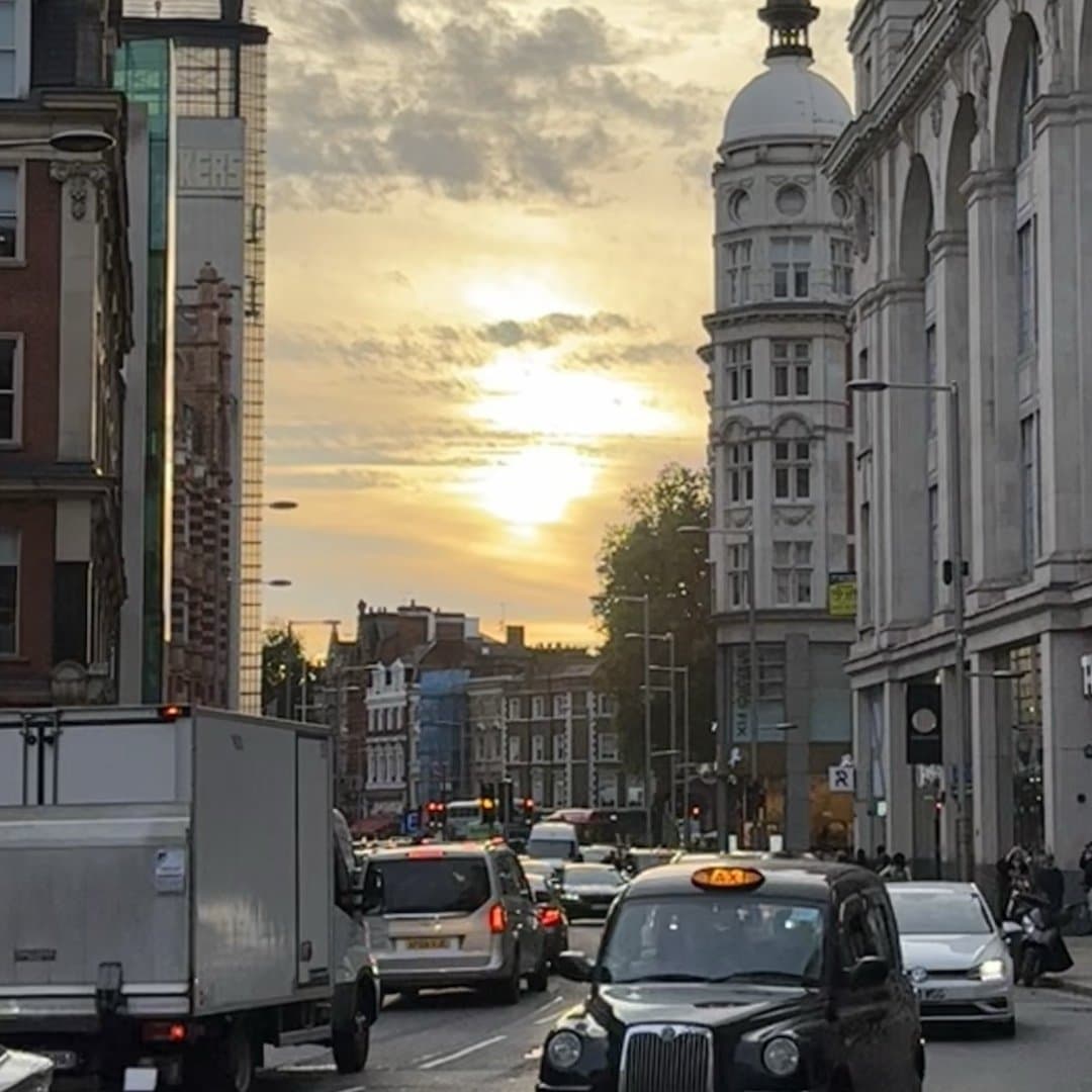 Pôr do sol Londres, Reino Unido, image 1 of 1