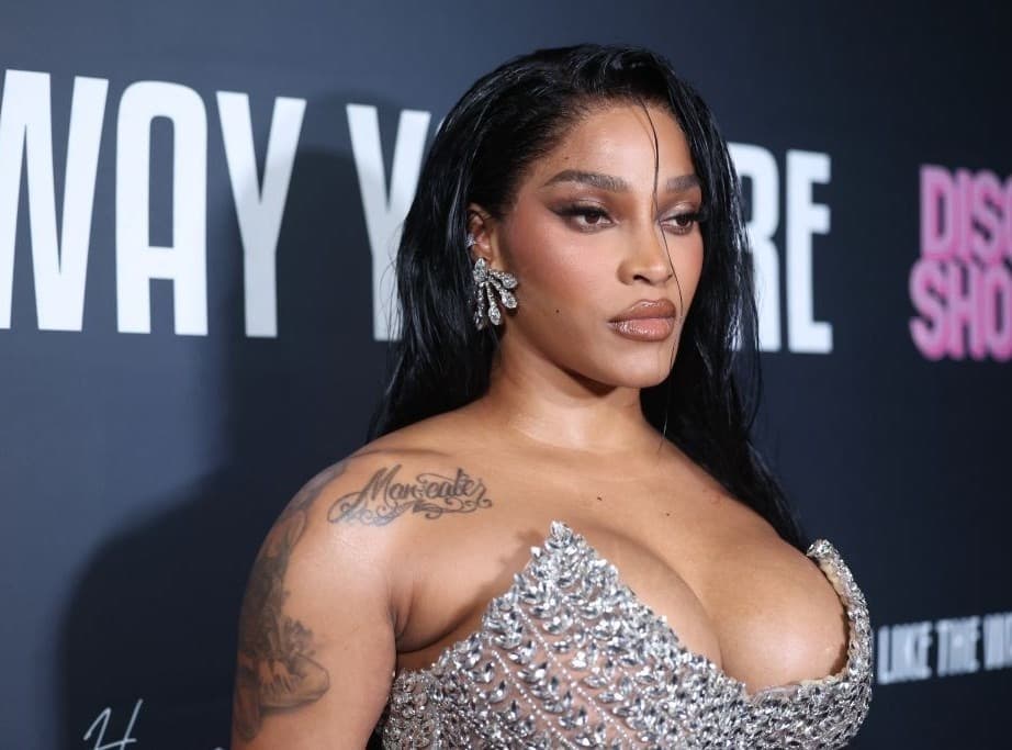 Joseline Hernandez, image 1 of 1