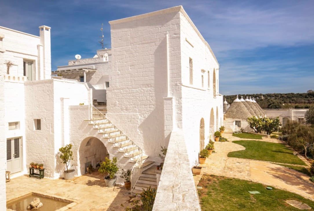 Masseria Cervarolo in Ostuni - Puglia, image 1 of 1