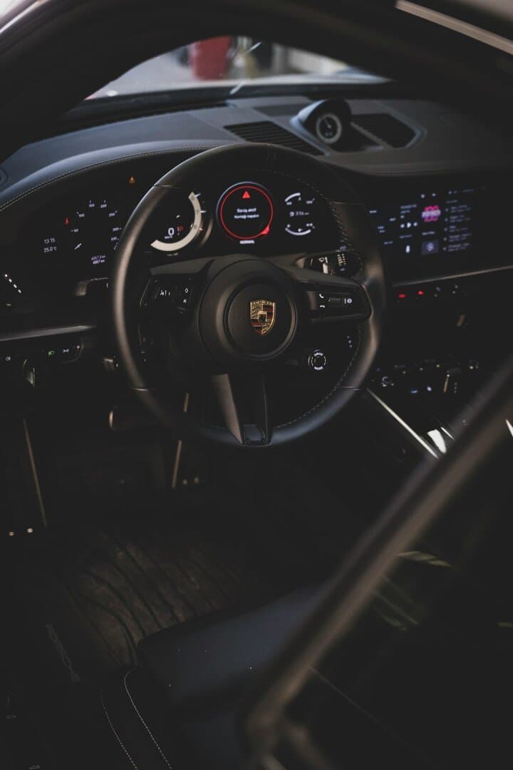 Porsche Macan, image 1 of 1