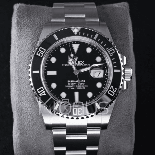 Rolex Submariner, image 1 of 1