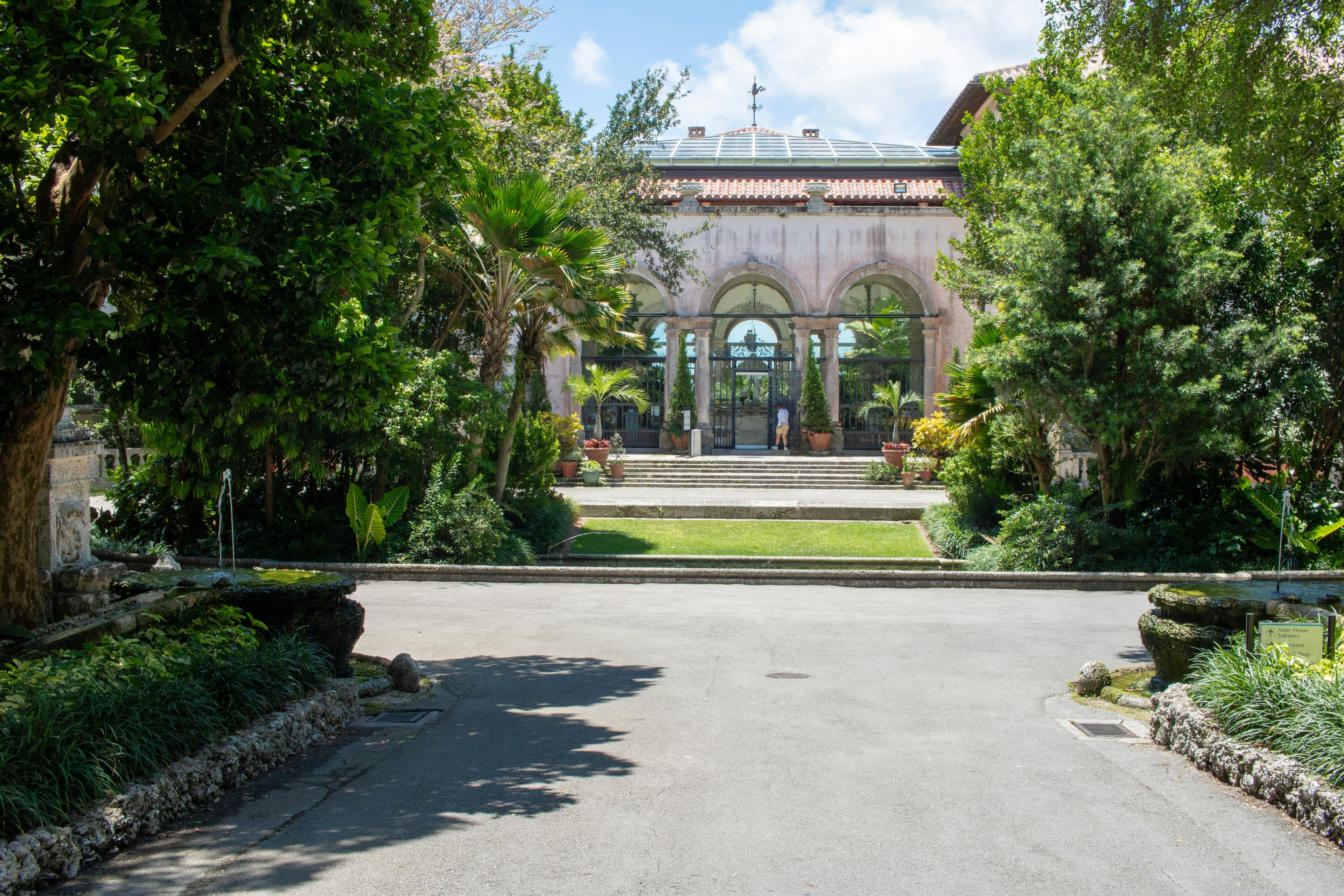 Vizcaya Museum and Gardens, image 1 of 1