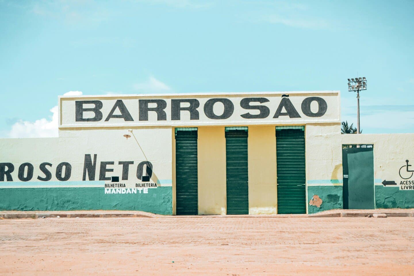 Beco das Garrafas, image 1 of 1