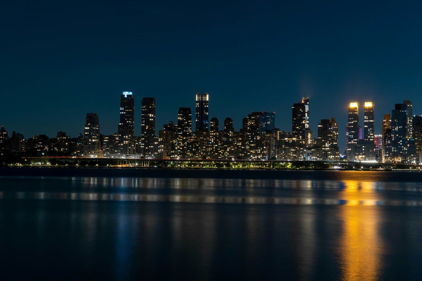Bright Lights, Big City by Jay McInerney, image 1 of 1