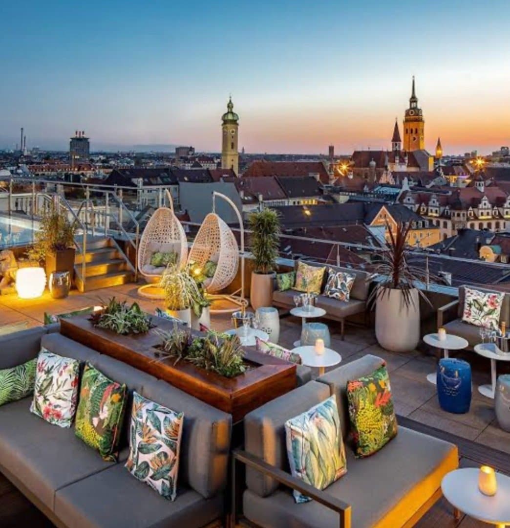 Rooftop Mandarin Oriental, image 1 of 1