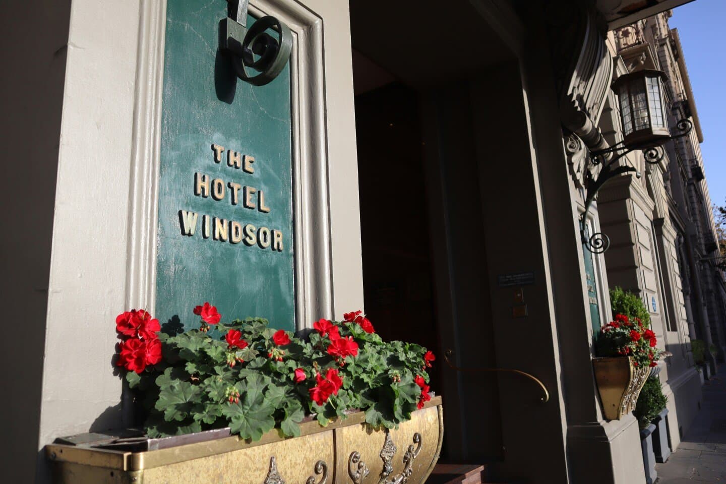Windsor Bar Lounge, image 1 of 1