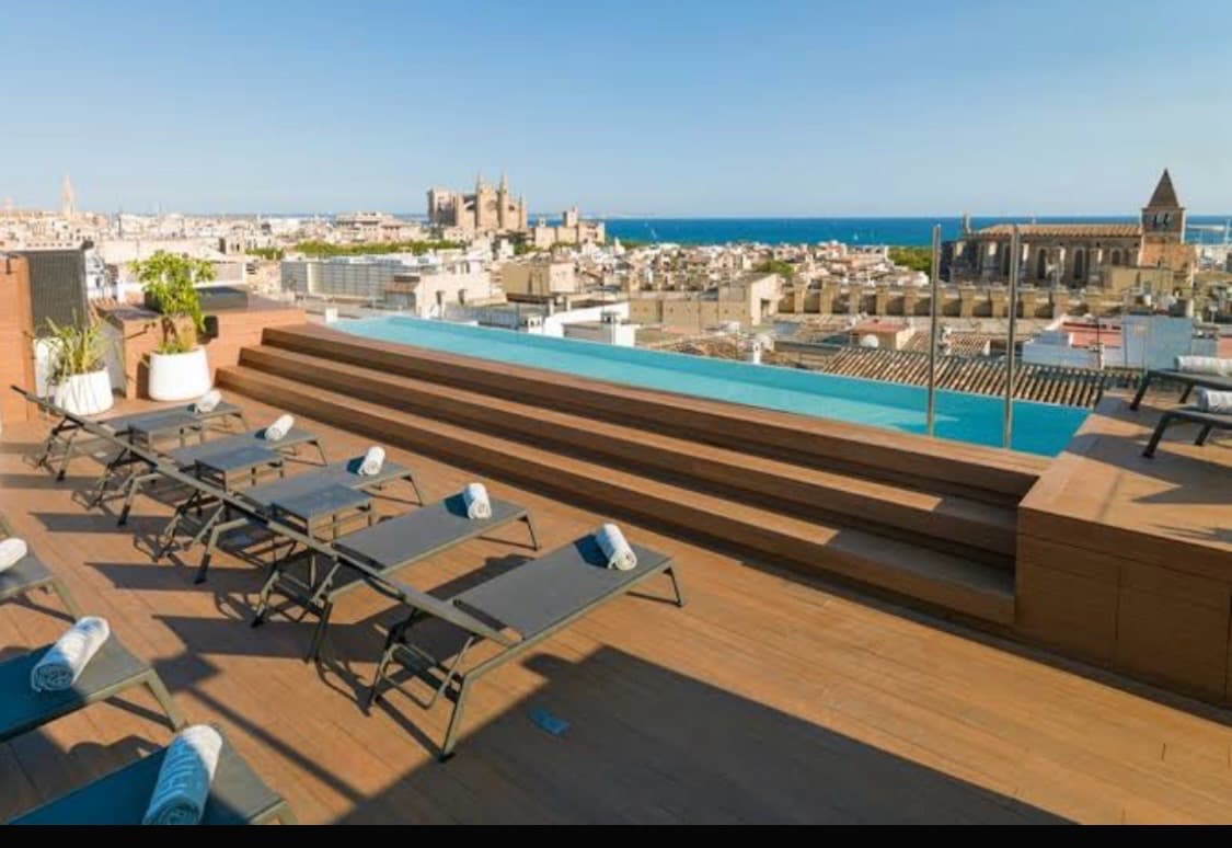 Rooftop Nakar Hotel, image 1 of 1