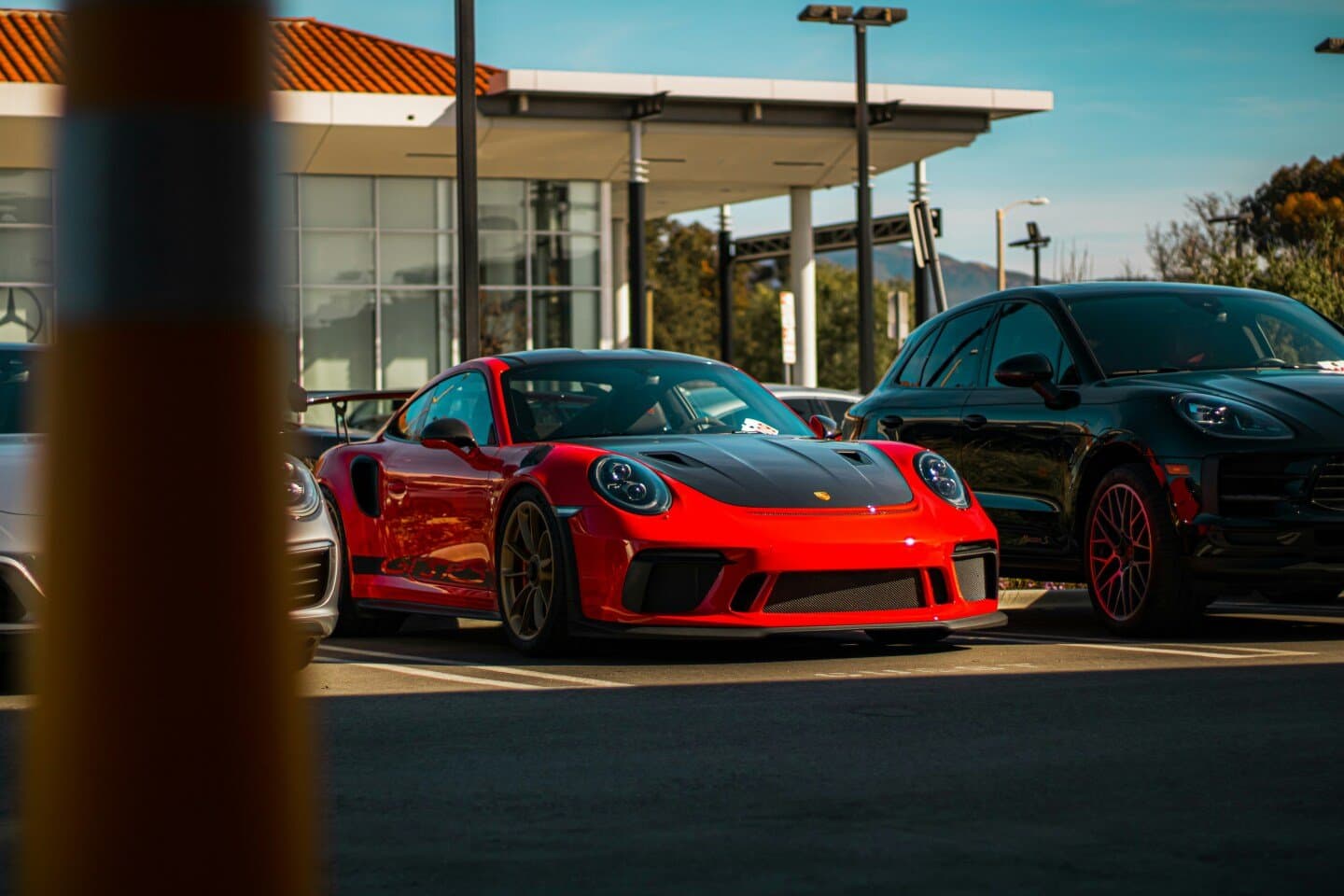 Cars Dawydiak, image 1 of 1