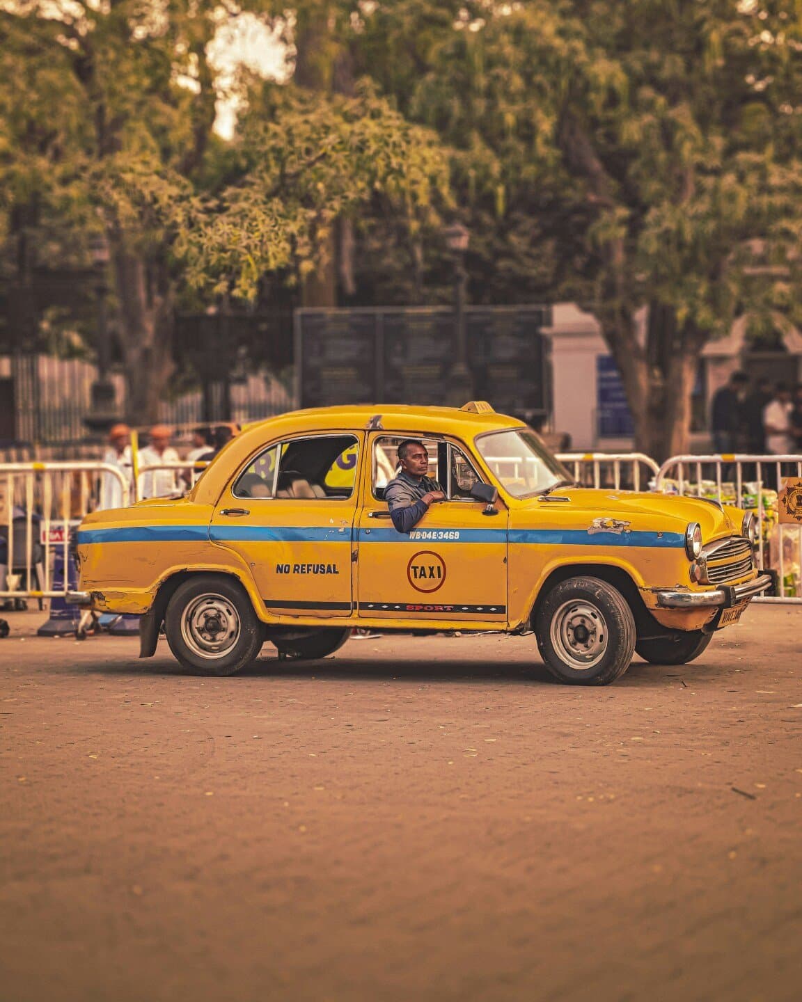 Checker Marathon Taxi, image 1 of 1