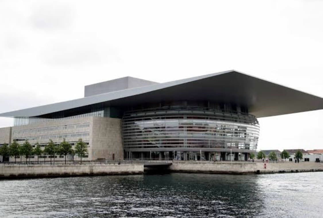 Ópera House, image 1 of 1