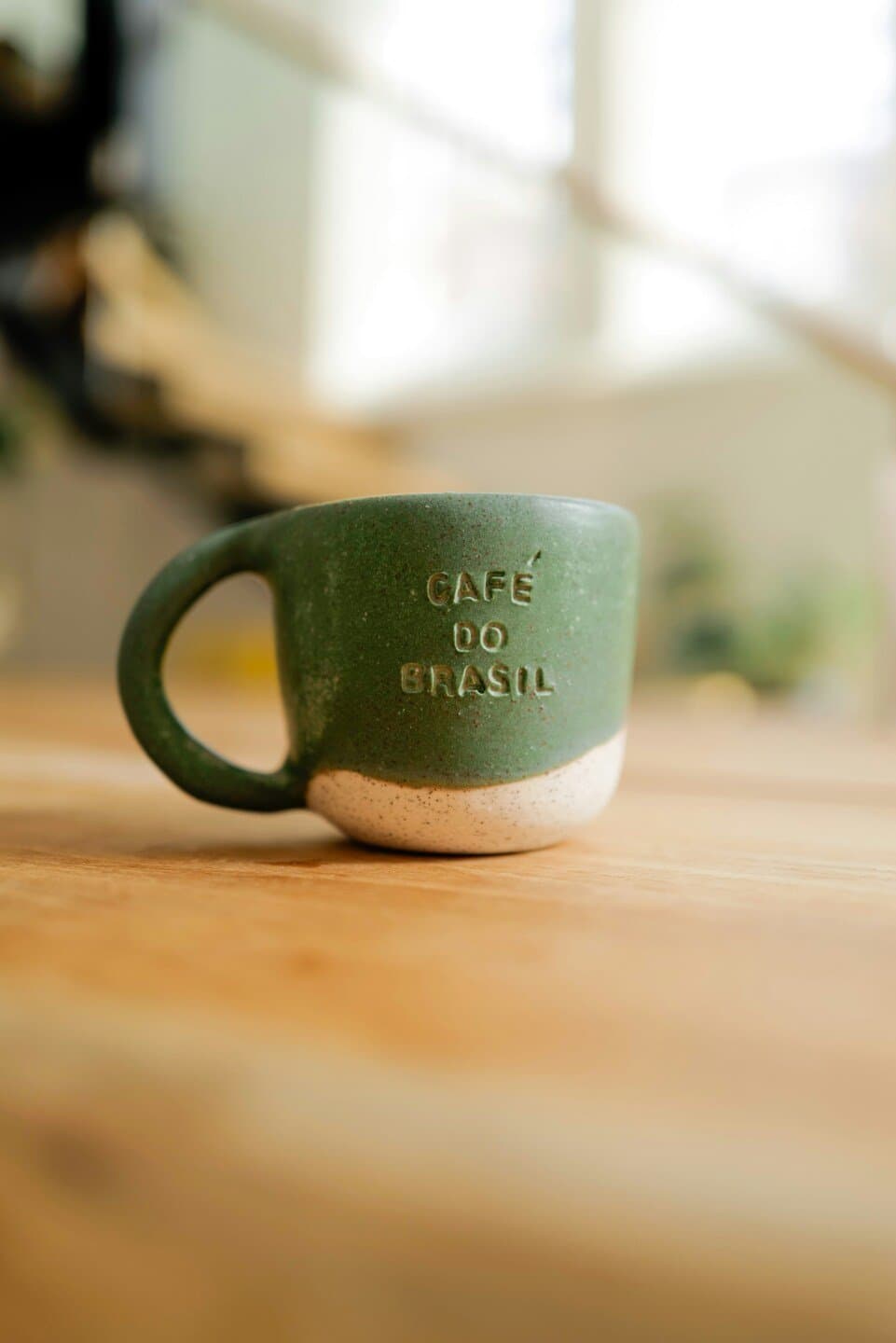 Caneca de cerâmica portuguesa, image 1 of 1