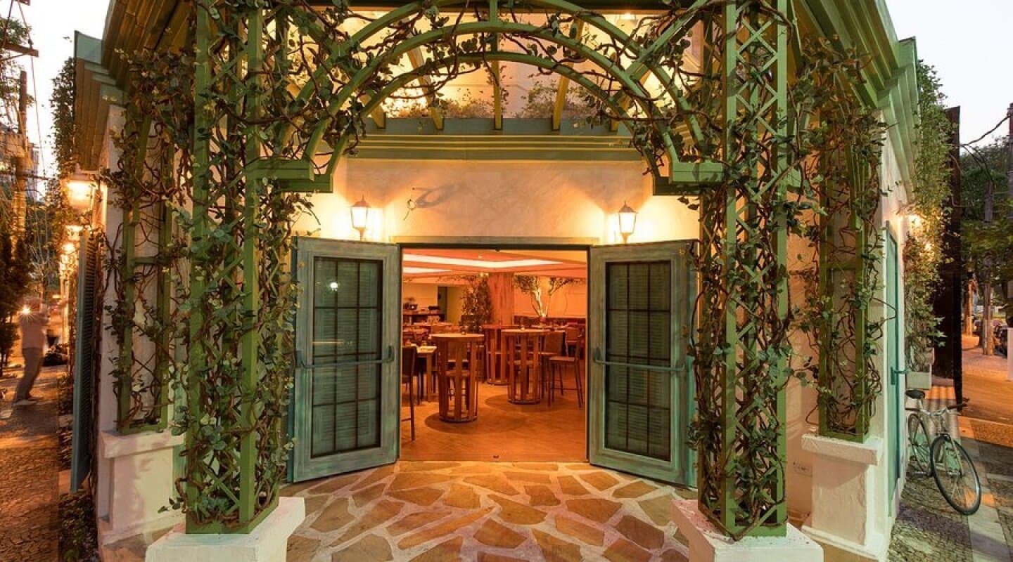 Café de La Musique, image 1 of 1
