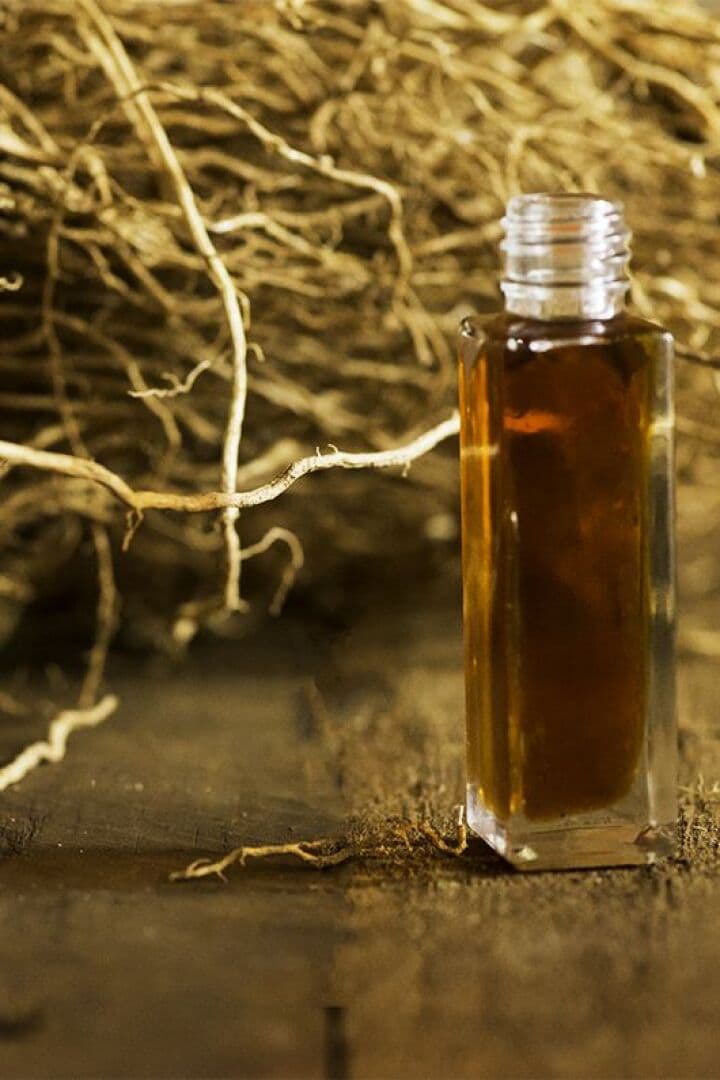 Vetiver, image 1 of 1