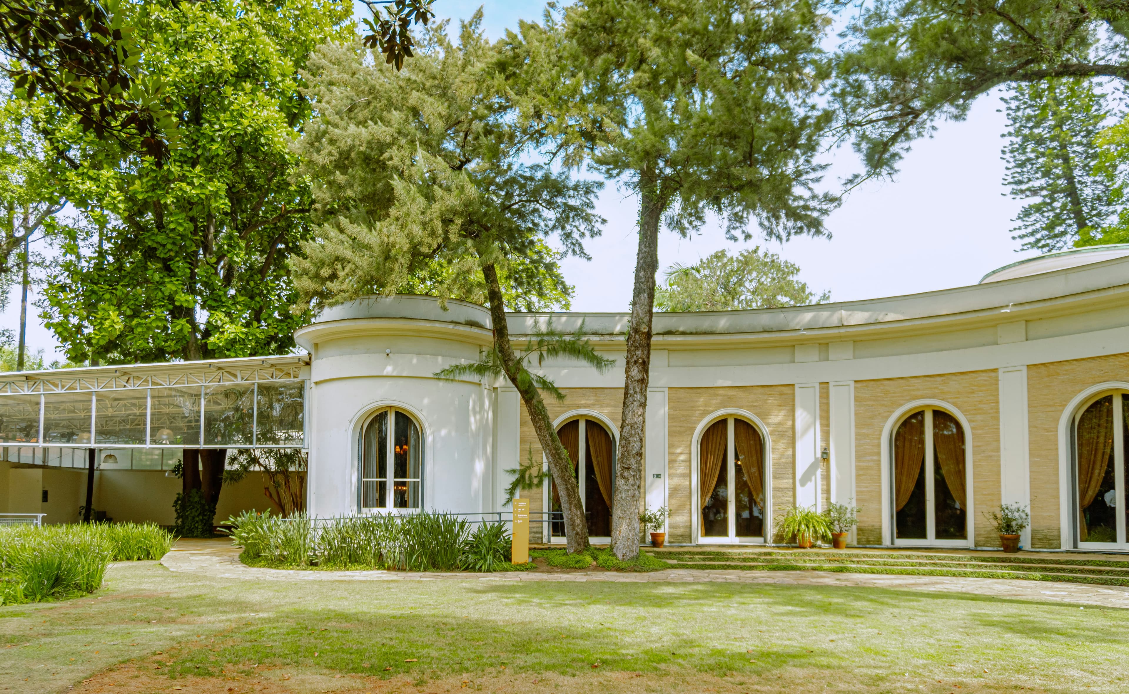 Gordon Gallery, image 1 of 1