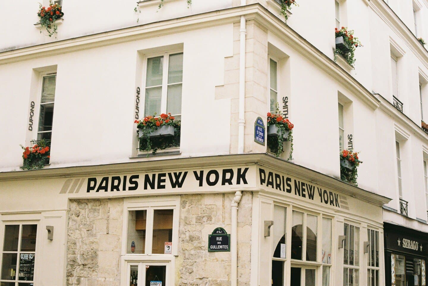 Paris Theatre, image 1 of 1