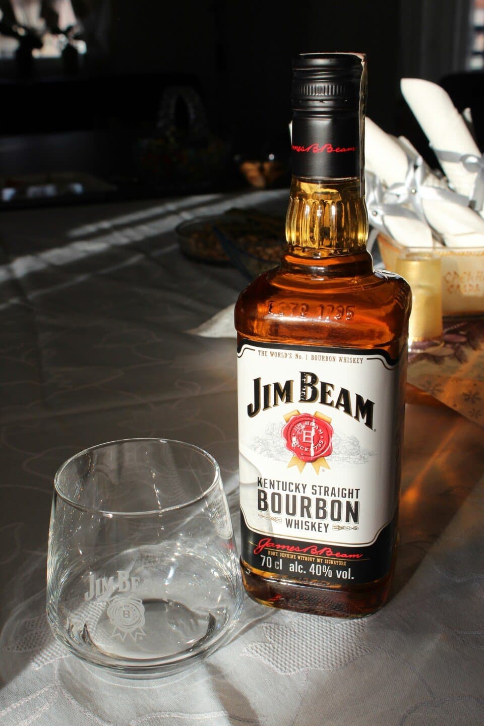 Jim Beam Black, image 1 of 1