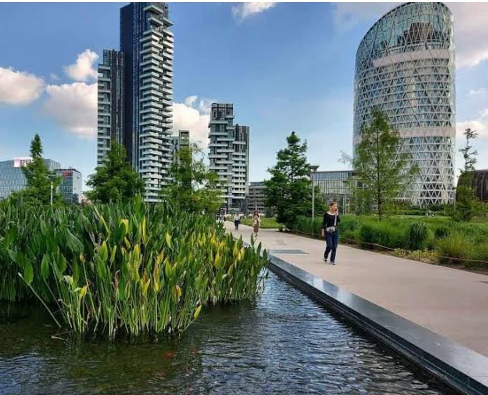 Porta Nuova, image 1 of 1