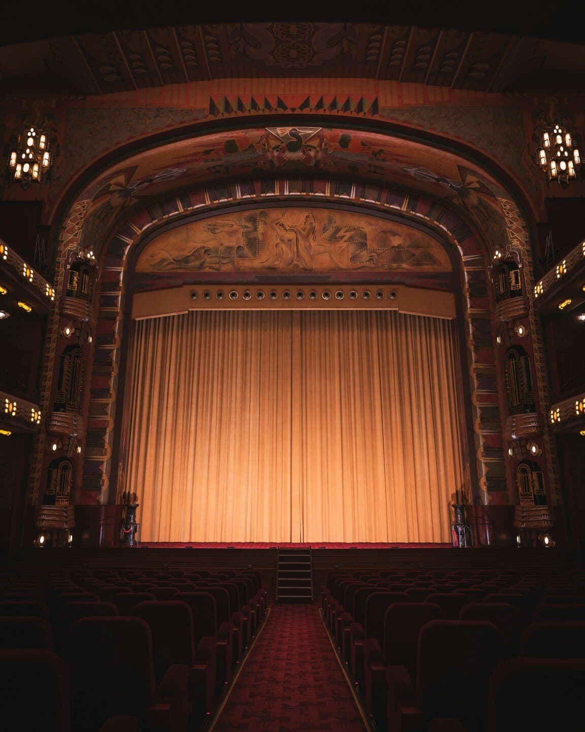 Teatro Rival, image 1 of 1