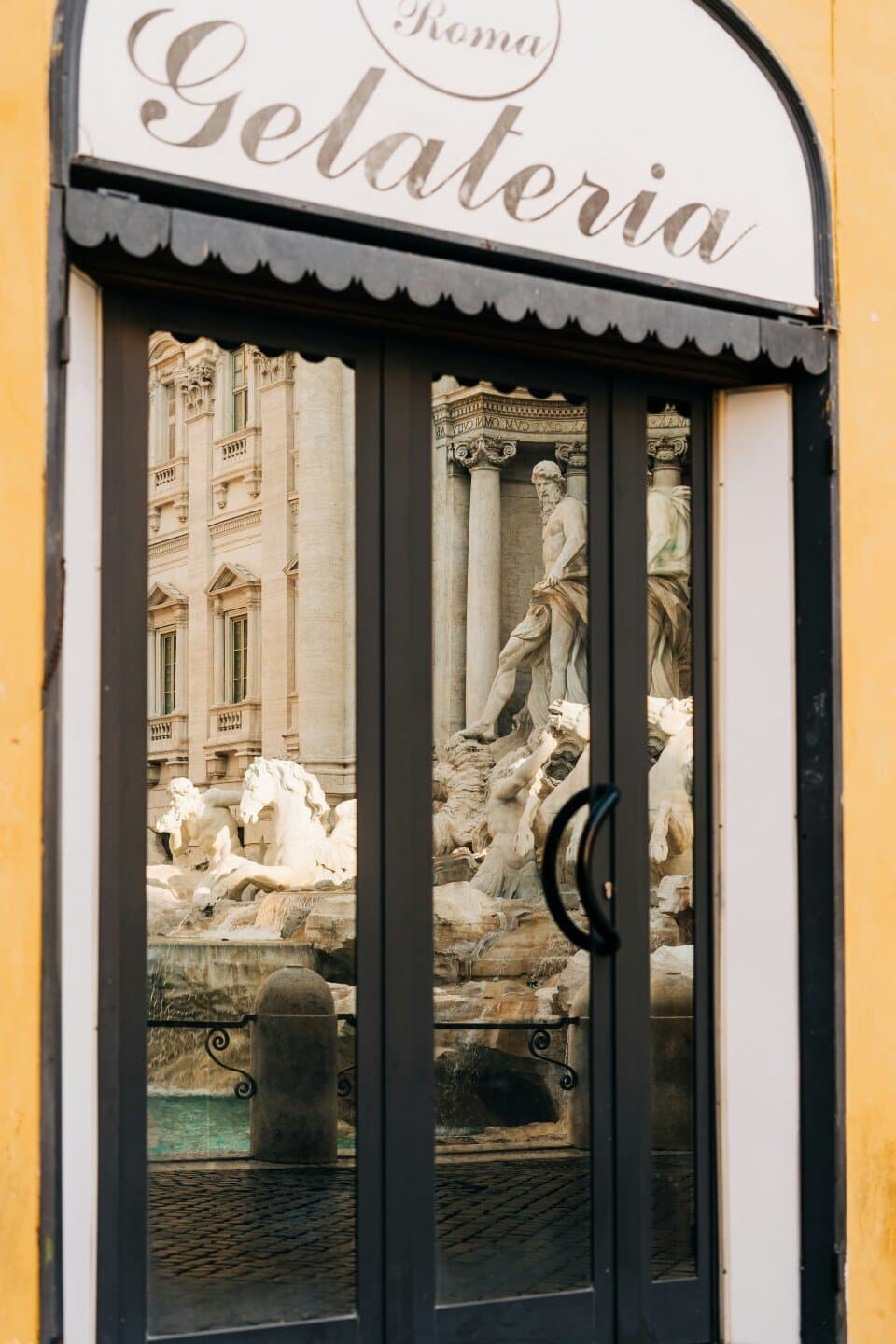 Galeria 111, image 1 of 1