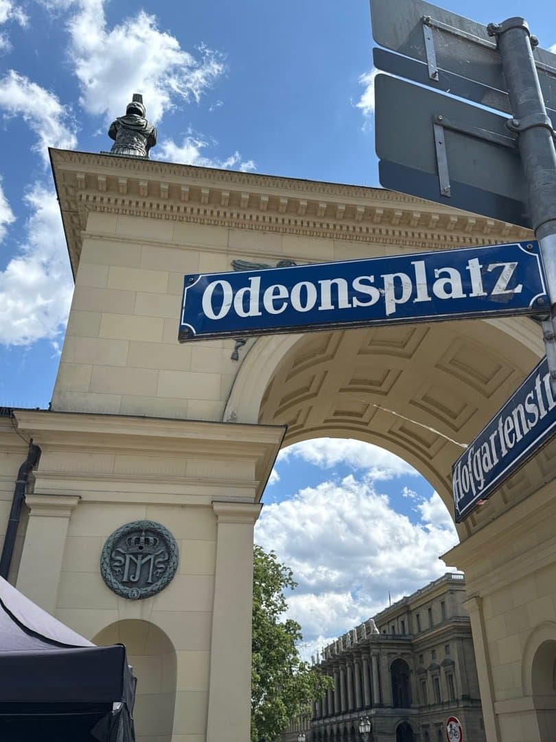 Odeonsplatz, image 1 of 1