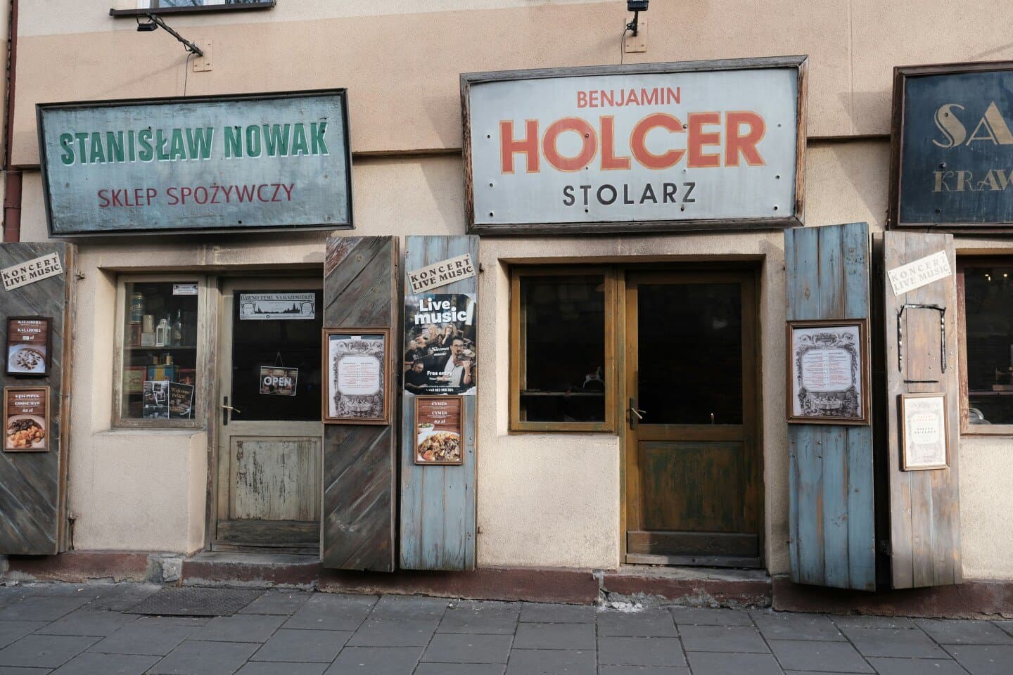 Houdini Kino/Bar, image 1 of 1