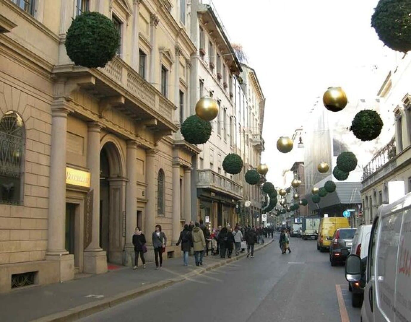 Via Monte Napoleone, image 1 of 1