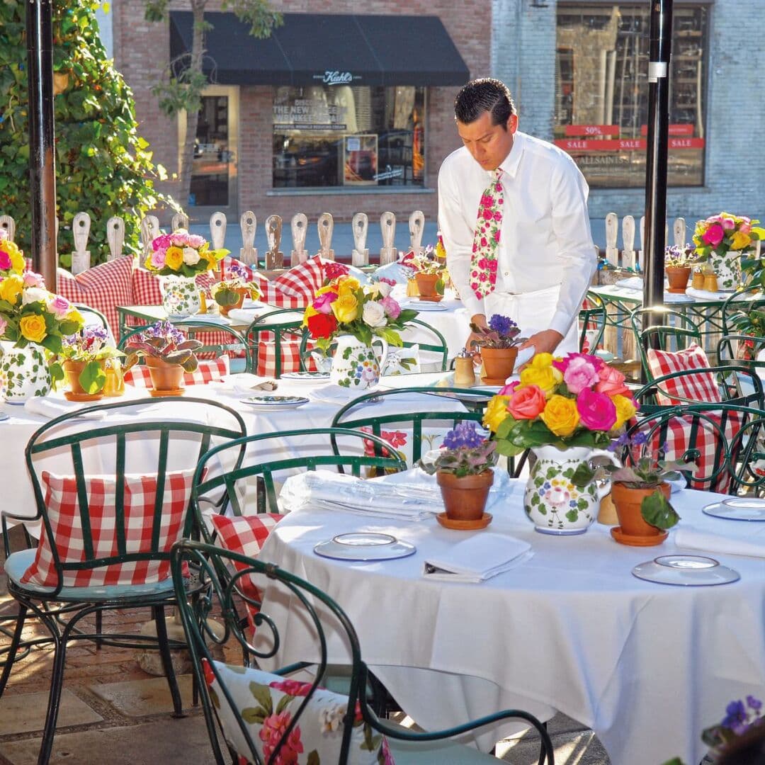 The Ivy, image 1 of 1